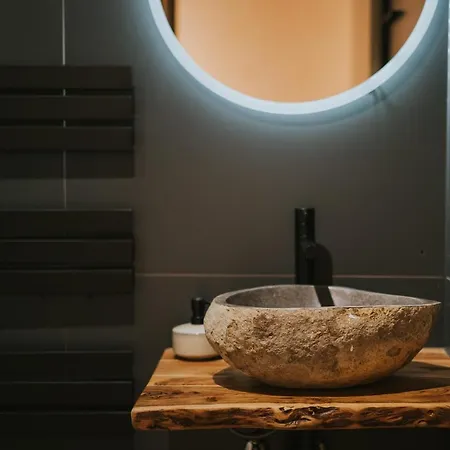 Slowood Διαμέρισμα Balatonszepezd