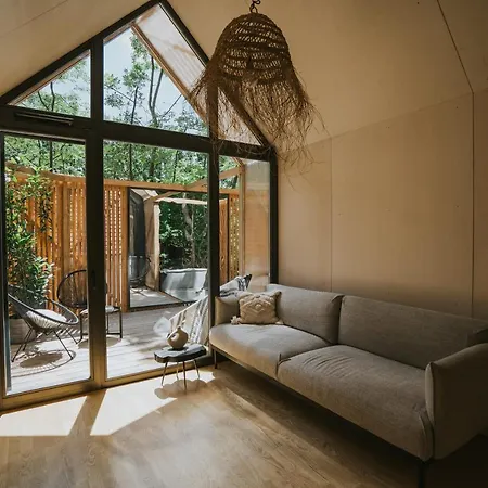 Slowood * Balatonszepezd