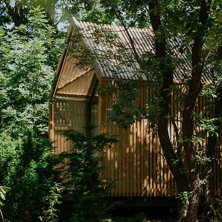 Slowood * Balatonszepezd